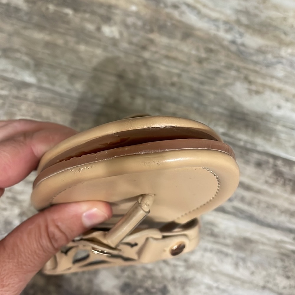 Nude Sandals - Picture 3 of 3